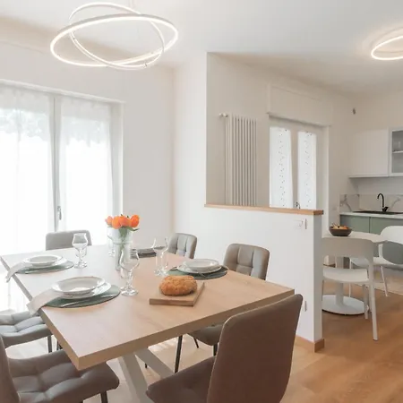 Casa Germa * كومو